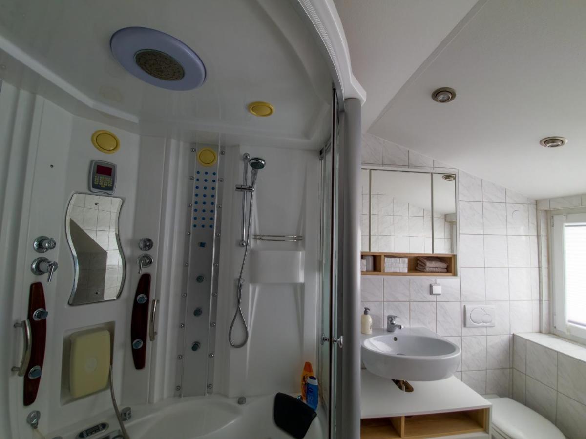 Wohnung Mit Einer Sauna Direkt Am Park ヴィースバーデン エクステリア 写真